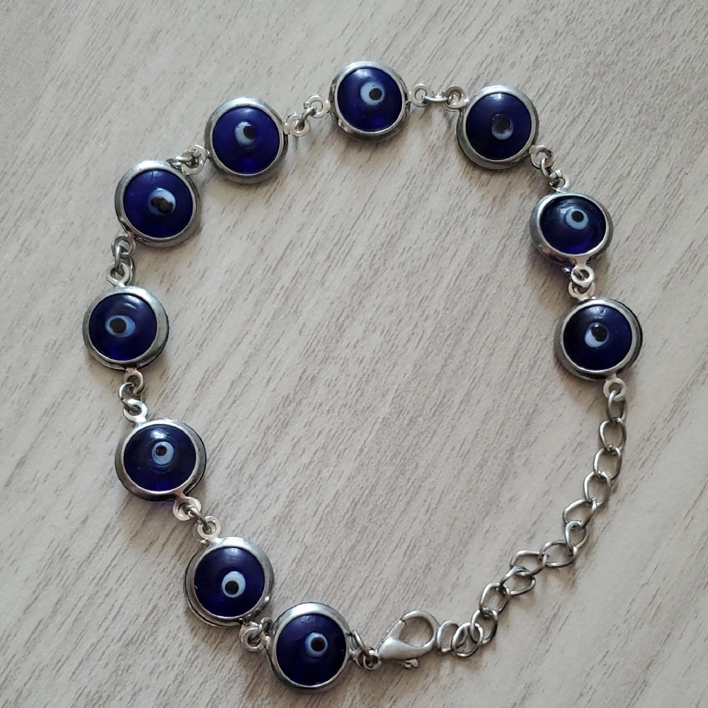 Silver Evil Eye Bracelet